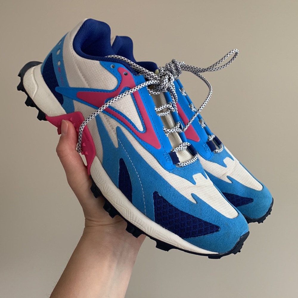 Reebok AT Craze 2 Women's Running Shoes Blue Pink Like NEW sz 7.5